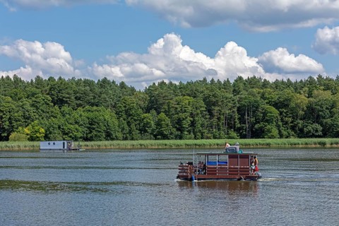 Houseboat, Zotzensee, Mecklenburg Lake District, Mecklenburg-Western Pomerania, Germany