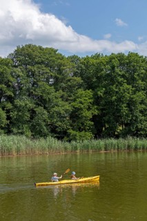 Canoeing, Mössensee, Mecklenburg Lake District, Mecklenburg-Western Pomerania, Germany
