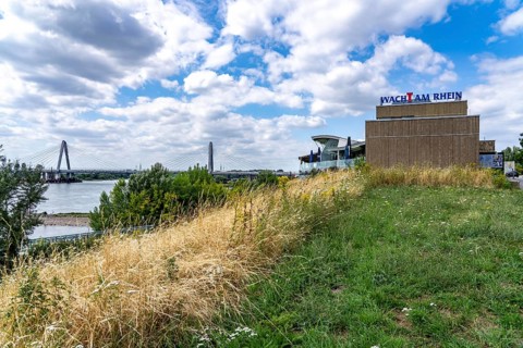 Excursion restaurant Wacht am Rhein, Leverkusen on the Rhine, at Neulandpark, new A1 motorway