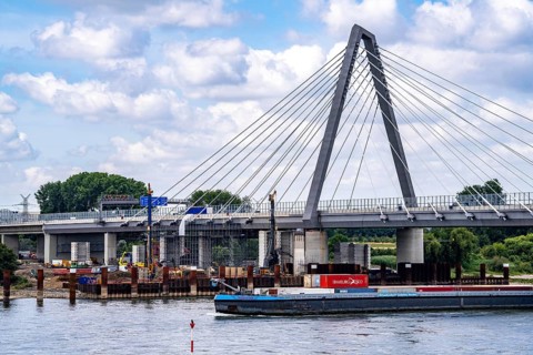 New construction of the second motorway bridge of the A1 over the Rhine near Leverkusen, after