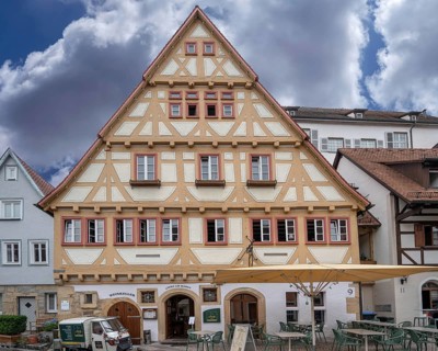 Former farmhouse, half-timbered building, built in 1585, today a restaurant, Marktstraße 9,