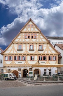 Former farmhouse, half-timbered building, built in 1585, today a restaurant, Marktstraße 9,