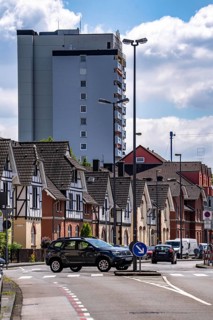 Residential buildings, on Nobelstrasse, in the Wiesdorf district, in Leverkusen, Bayer AG's Plant