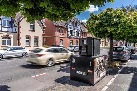 Semi-stationary speed camera in Nobelstraße, in the Wiesdorf district of Leverkusen, Bayer AG's