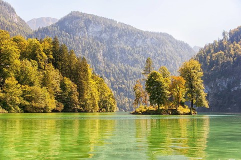Königssee, mountain lake in the municipality of Schönau am Königssee, district of Berchtesgadener