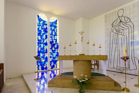 Interior view of the chapel, Chapelle du Rosaire de Vence, Chapelle Matisse, artist Henri Matisse,