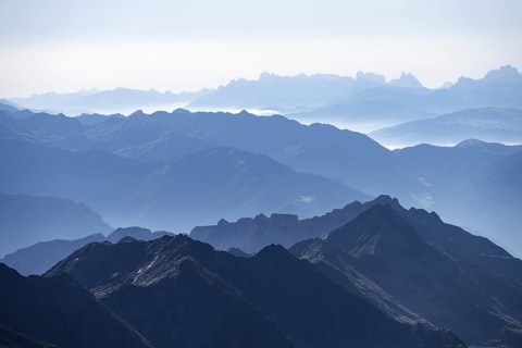 Mountain silhouettes, mountain panorama, view from the Wilder Freiger, Stubai Alps, South Tyrol,