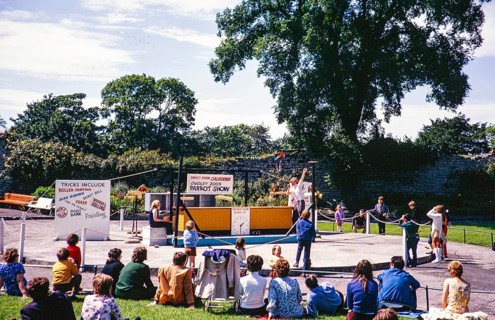 People watching parrot show in grounds of Dudley Zoo, West Midlands, England, UK 1970s