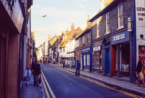 People shopping, shops in town centre of Wallingford, Oxfordshire, England, UK 1970s