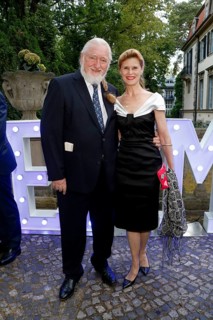 Leslie Malton with man Felix von Manteuffel at the Cocktail Prolongé for the Semi-Final Round of