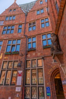 House of the Glockenspiel with 30 bells, Böttcherstrasse, cultural monument in the historic city