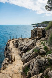 Picturesque wild hiking trail on the coast, Sentier du Littoral, Cap d'Antibes, Antibes, Provence