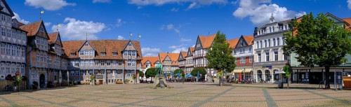 Town market, market square with town hall and monument to Duke August the Younger, Wolfenbüttel,