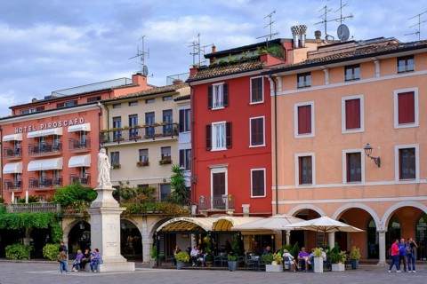 Piazza Giuseppe Malvezzi, Desenzano del Garda, Lombardy, Province of Brescia, Italy