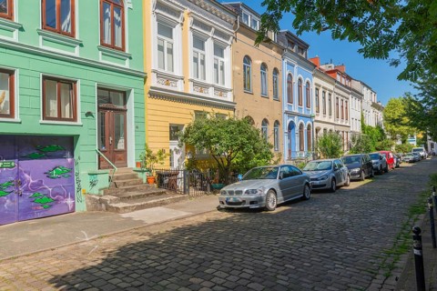 Residential street in the Ostertor quarter a popular residential area, eastern suburb, Wilhelminian