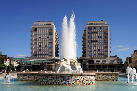 Fountain on the Place Clemenceau square in Pau, Pyrenees, France