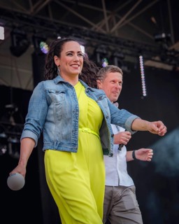 Simone Panteleit and Sebastian Oswald, presenters at the Berliner Rundfunk 91.4 Open Air at the