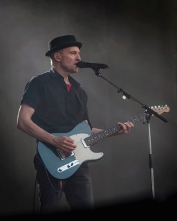 Wolfgang Lenk, singer of the band Die Prinzen at the Berliner Rundfunk 91.4 Open Air in the Berlin