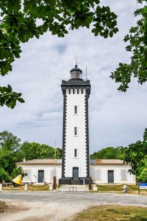 Lighthouse Phare de Grave, Pointe de Grave, Le Verdon-sur-Mer, Nouvelle-Aquitaine, Gironde Estuary,