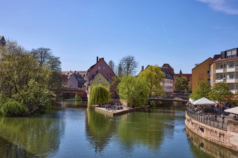 Flea market island, river Pegnitz, river island, pedestrian bridges, historic buildings, trees,
