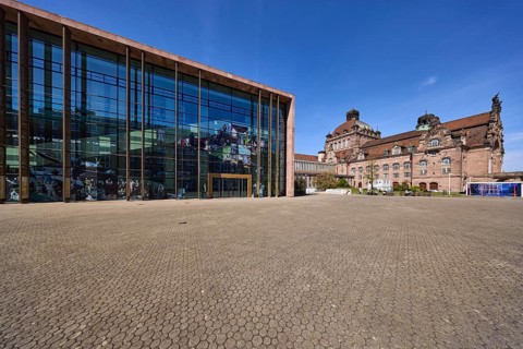 Nuremberg State Theatre, Schauspielhaus Nuremberg, architect Jörg Friedrich, glass faÃ§ade, modern