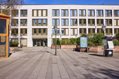 Police Headquarters Middle Franconia, modern building, facade, window, entrance area, entrance