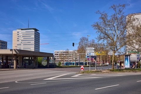 Modern buildings, general architecture, traffic lights, pedestrian crossing, signpost, advertising