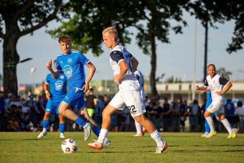 SC KÃ¤fertal against Waldhof Mannheim (test match) ***Picture: Janne Sietan