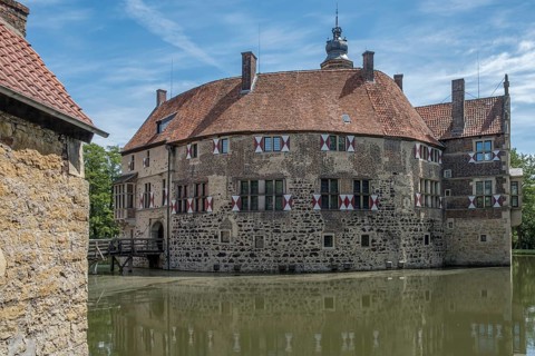 Burg Vischering, moated castle, LÃ¼dinghausen, MÃ¼nsterland, North Rhine-Westphalia, Germany