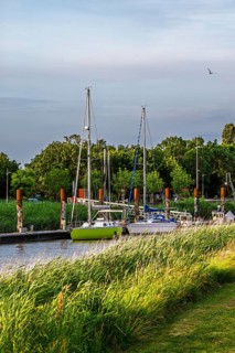 Marina Port des Callonges, Canal des Callonges and Gironde Estuary, Braud-et-Saint-Louis, France