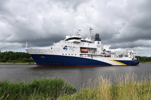 The French research vessel POURQUOI PAS in the Kiel Canal, Kiel Canal, Kiel Canal,