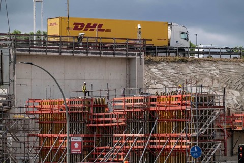 Rhine bridge Duisburg-Neuenkamp, motorway A40, start of construction of the second bridge, bridge