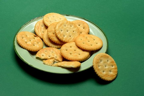 Crackers on a plate, crackers