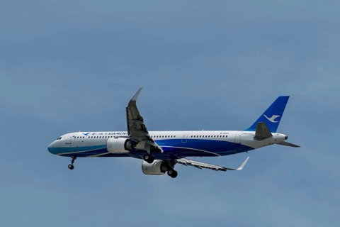 Aircraft Xiamen Airlines, B-32F2, Airbus A321neo