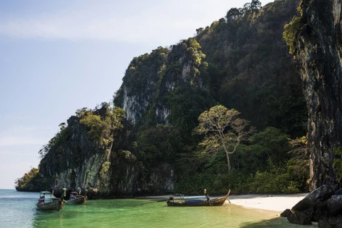 Sandy beach beach and rocks, Koh Hong, Hong Island, Thanbok Khoranee National Park, Krabi, Andaman
