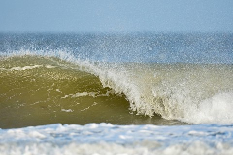 Where the North Sea waves... perfect, hollow-breaking wave (North Sea), high wave overturning near