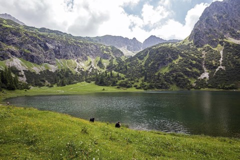 Unterer GaiÃŸalpsee, near Oberstdorf, OberallgÃ¤u, AllgÃ¤u Alps, AllgÃ¤u, Bavaria, Germany