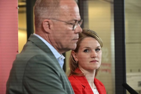 Matthias Miersch (left), Chairman of the SPD parliamentary group, and Sonja Eichwede, one of his