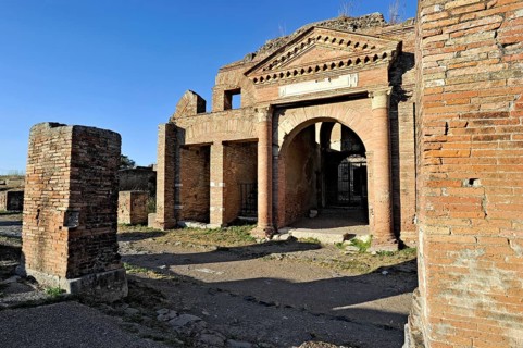 Ruins of the Horreum of Epagathus and Epaphroditus, Horrea Epagathiana et Epaphroditiana,