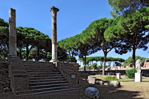 Ruins of the Tempio di Cerere, temple of the goddess Ceres, remains, podium temple with staircase