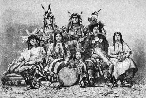Portrait, group of Indian warriors with their wives, feather jewellery, plaited hairstyle, woven