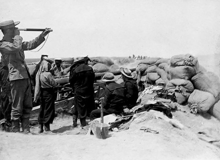 Chinese soldiers in Tsingtau, China around 1900