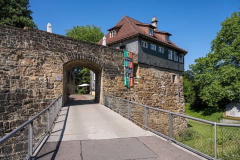 Portal, defence wall with the castle tavern, restaurant of Esslingen Castle, Esslingen am Neckar,