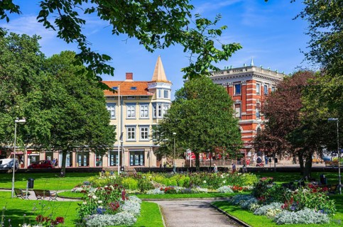 Idyllic green spaces in the picturesque municipal park of Lysekil (Lysekils stadsparken),
