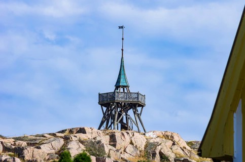 Wooden observation tower on Rosviksberg, Lysekil, BohuslÃ¤n, VÃ¤stra Götalands lÃ¤n, Sweden,