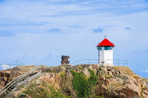 Lighthouse in the harbour of Lysekil, BohuslÃ¤n, VÃ¤stra Götalands lÃ¤n, Sweden, Scandinavia