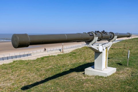 WWI German coincidence rangefinder, stereoscopic rangefinder at Atlantikwall Raversyde, Atlantic