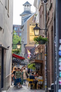 Old town centre of Utrecht, Drieharingstraat, alley, very narrow alley, side alleyway with