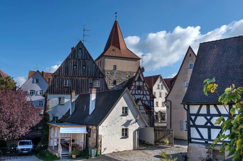 Old town houses with the tower of the Hersbrucker Stadttor, seen from the former city wall, Lauf an