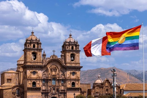 Peru, Cusco, Central Plaza de Armas square in historic city center with churches, monuments and